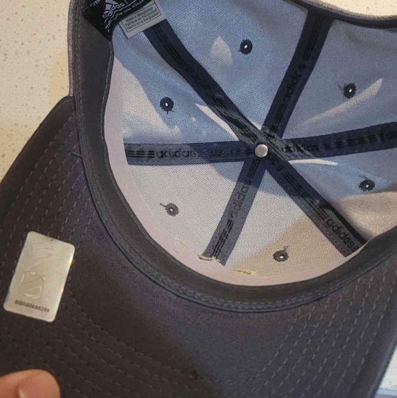 Vegas Golden Knights Hat Inaugural Season - Picture 2 of 2